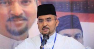 Muhyiddin worried about growing support for BN-PH cooperation, claims Umno sec-gen