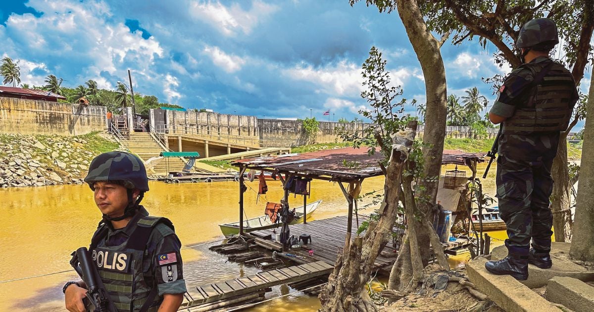 NST Leader: Drawing a line against smugglers