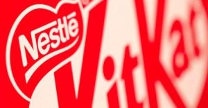 Nestle beats Q1 sales forecast, cites unclear tariff impact