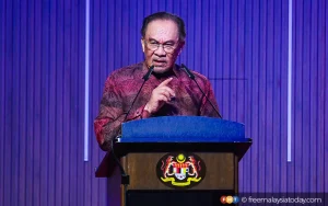 No double standards, says PM over flag error in SPM report