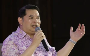 Nurul Izzah could’ve asked me, says Rafizi on ‘leadership vacuum’ fears