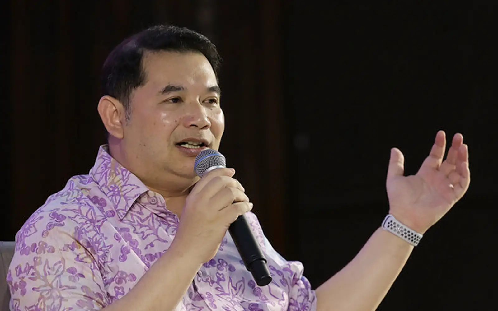 Nurul Izzah could’ve asked me, says Rafizi on ‘leadership vacuum’ fears