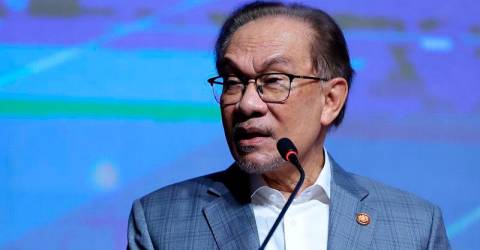 PM Anwar congratulates Ustaz Yusri for winning Ayer Kuning polls