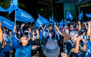 PN will lose conservative vote by going moderate, says analyst