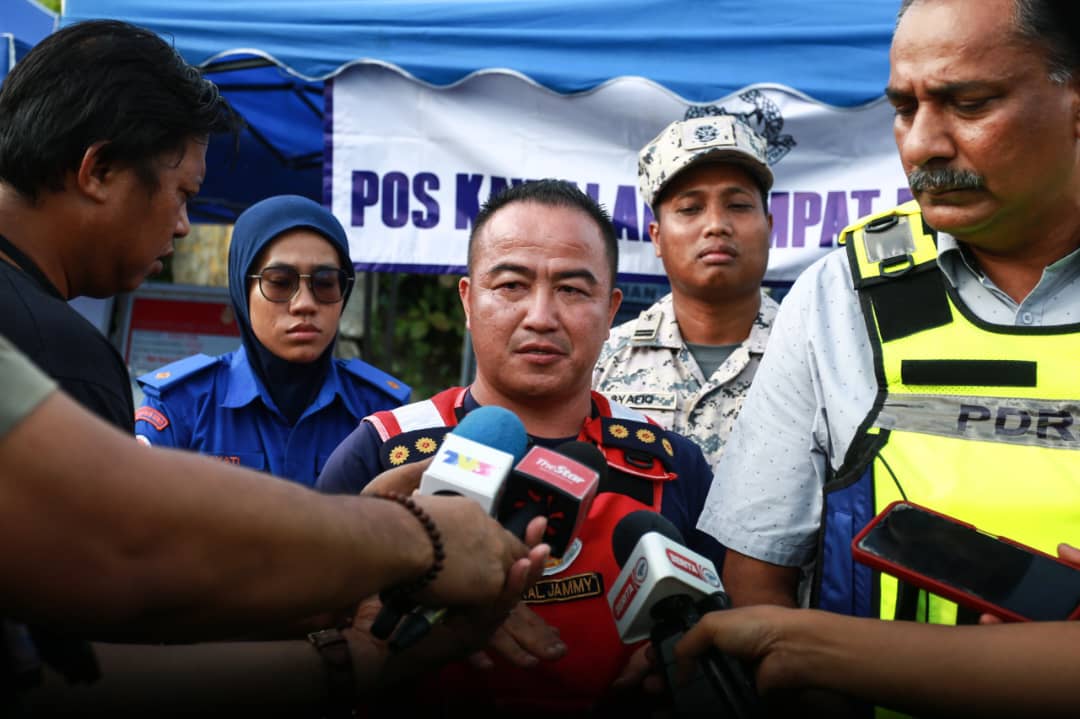 Pasangan suami isteri mangsa tragedi bot karam dikhuatiri hanyut
