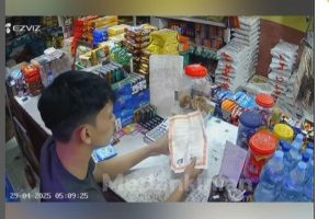 Pemuda ditahan gara-gara guna sijil sekolah rendah 'bayar' beras di kedai runcit