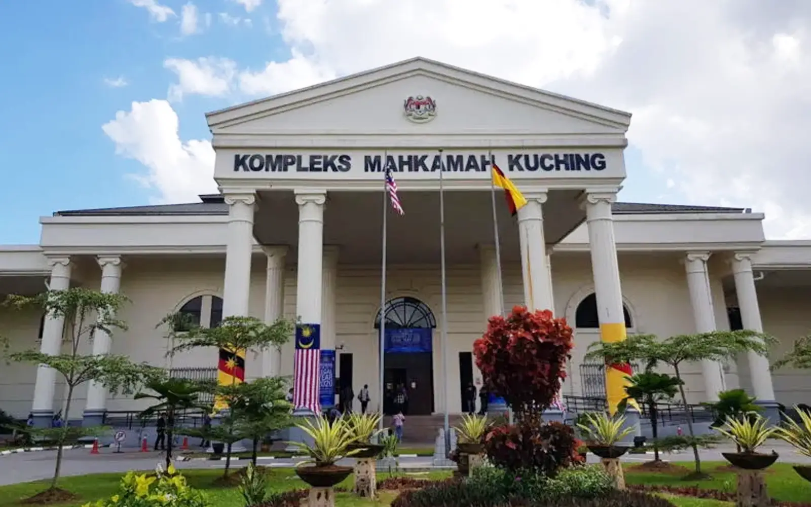 Petronas fails to suspend legal challenge over gas supply guarantee