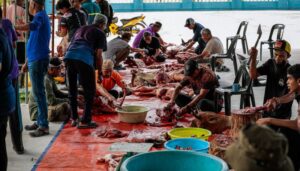 Petugas media Perak sertai program korban lembu sumbangan PM