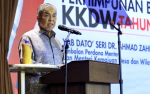 Premature to finalise seats between Sabah BN, PH, says Zahid