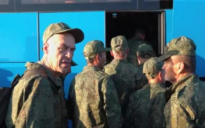 Russia and Ukraine complete largest prisoner swap