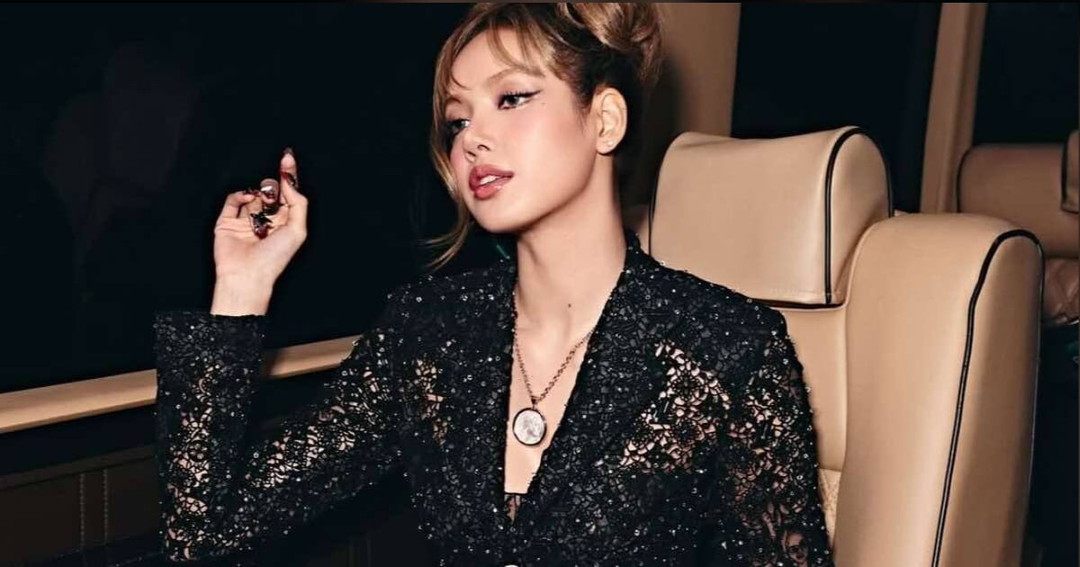 #SHOWBIZ: Lisa slammed for Met Gala lingerie that appears to feature Rosa Parks' face