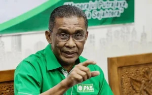 Singapore’s reaction to PAS duo exaggerated, says Takiyuddin