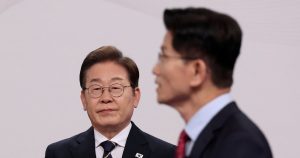 South Korea's presidential candidates clash over economy in first debate