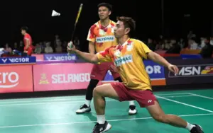 Sze Fei-Nur Izzuddin fail to make it an all-Malaysian semi-final in Jakarta