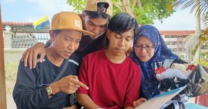 Teen overcomes family crisis to score 9As in SPM