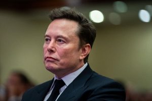 Tesla nafi cari pengganti Elon Musk