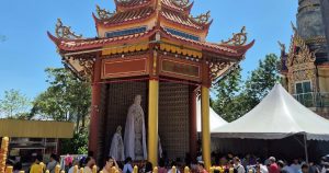 Thousands expected to attend Wesak Day celebration at Thai Buddhist Chetawan temple