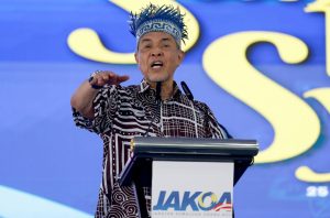 Top-scoring Orang Asli students guaranteed entry to Mara institutions, says Zahid