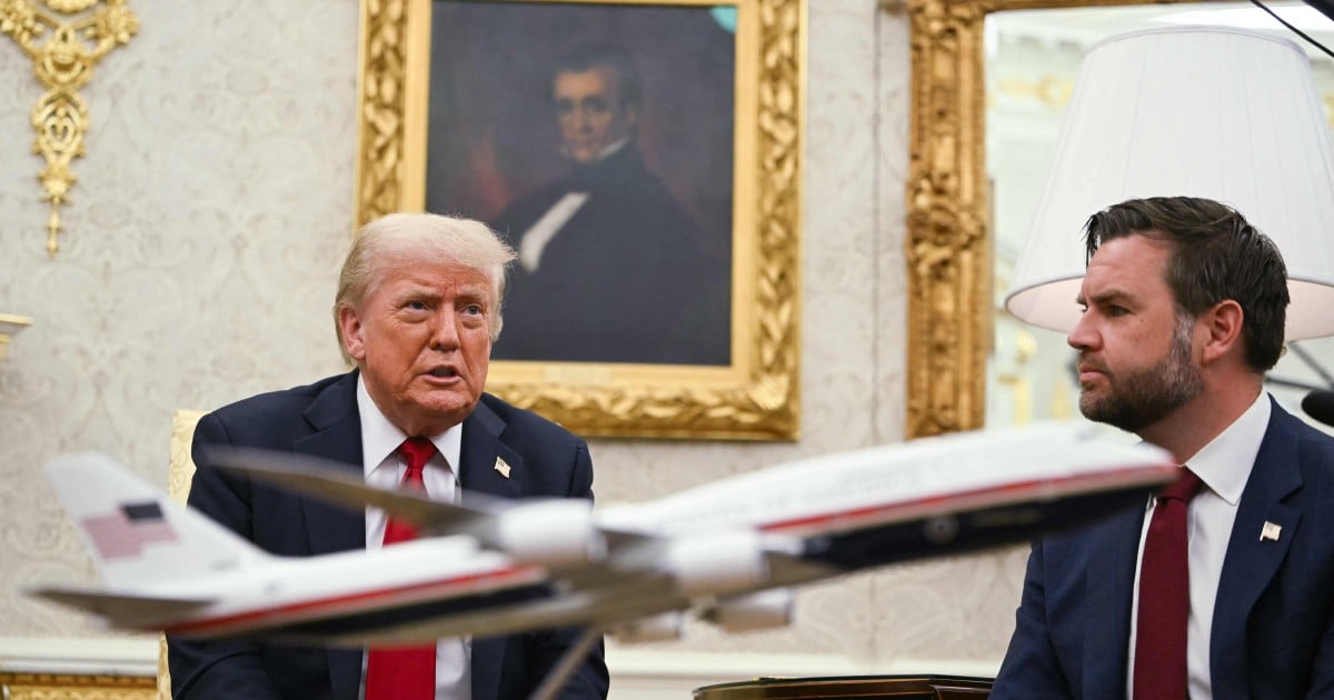 Trump gives Russia 50 days to resolve Ukraine war