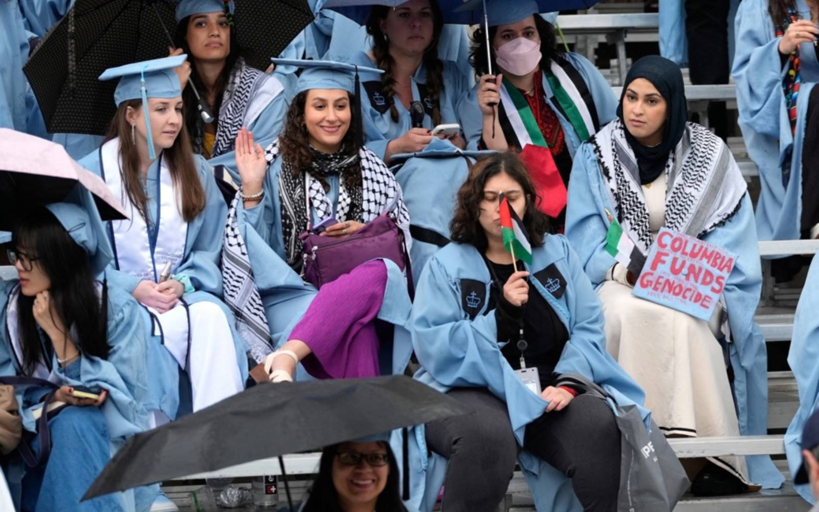 US suspends student visa processing, ramps up social media vetting