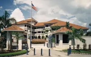 US visa applicants told to make social media accounts public