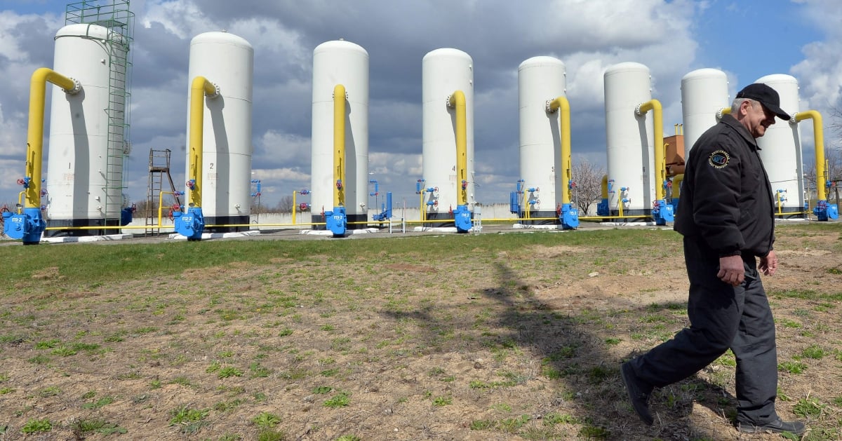 Ukraine, US sign minerals deal sought by Trump