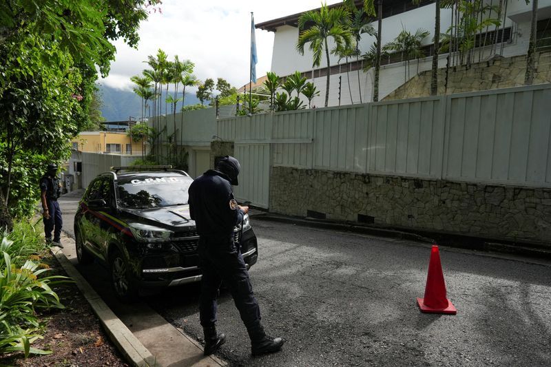 Venezuelan government surprised by 'rescue' from Argentine residence, opposition says