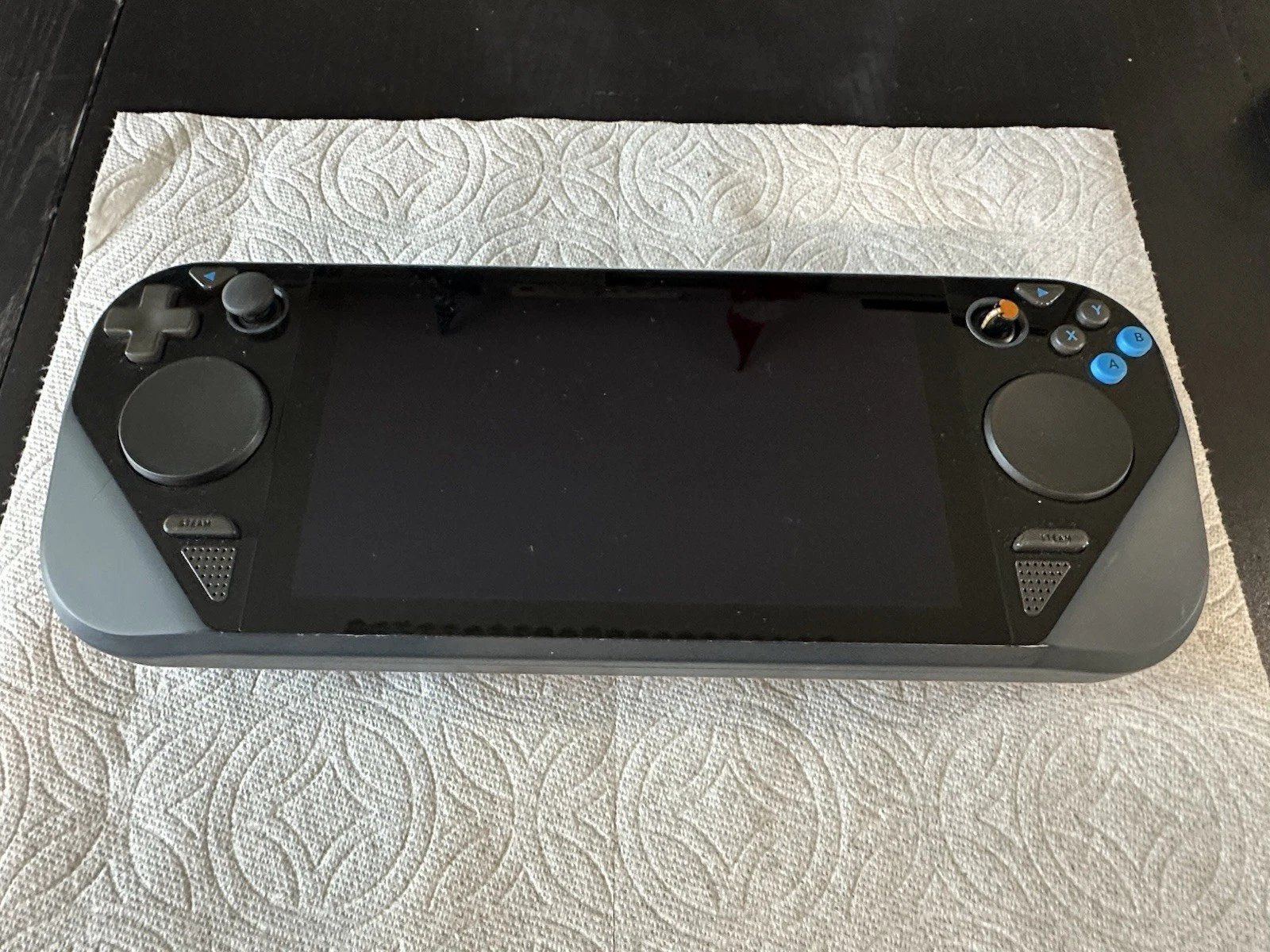 Steam-Deck-Prototype-1