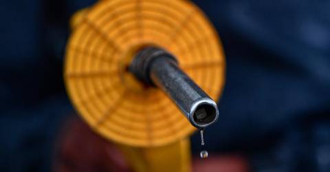 Fuel prices unchanged for April 24