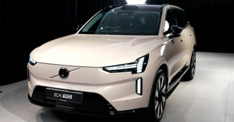Volvo EX90 named 2024 World Luxury Car of the Year
